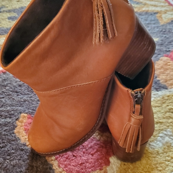 TOMS Leila Ankle Booties - Picture 3 of 5